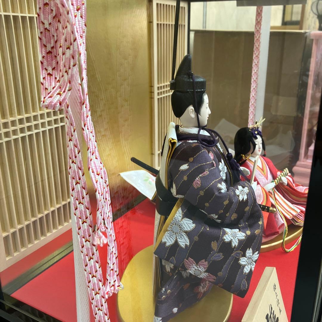 お値下げしました。ガラスケース入り雛人形飾り