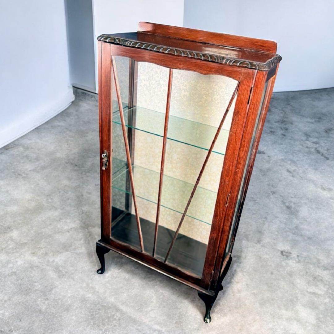 HR765 アンティーク　キュリオケース　英国　鍵付き　３面彩光　猫脚