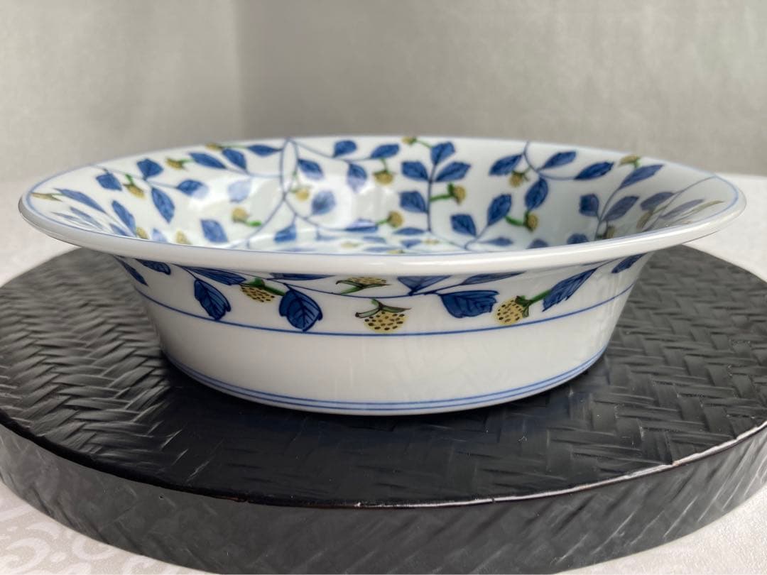 源右衛門　染錦苺絵　黄　中鉢　鉢