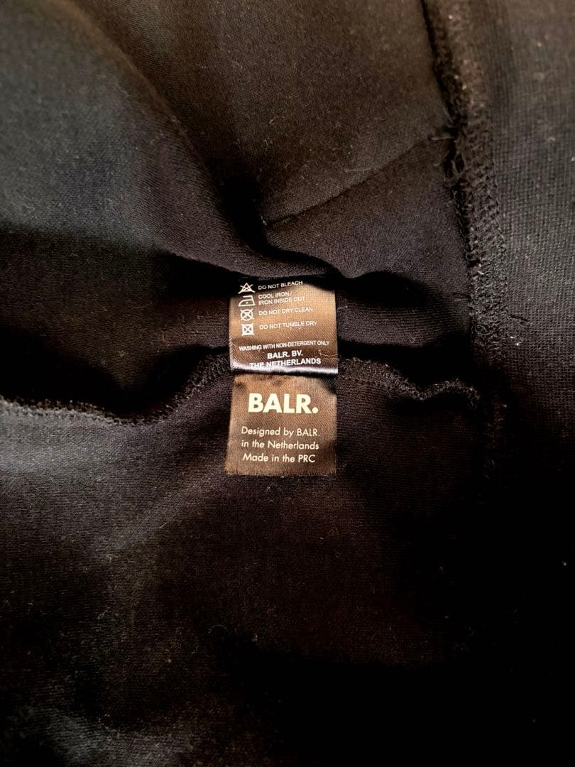 美品BALR ボーラー　パーカー　ゴールドジップ　ブラック　大きいサイズ　L