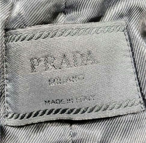本日限定価格　PRADA　ステンカラーコート
