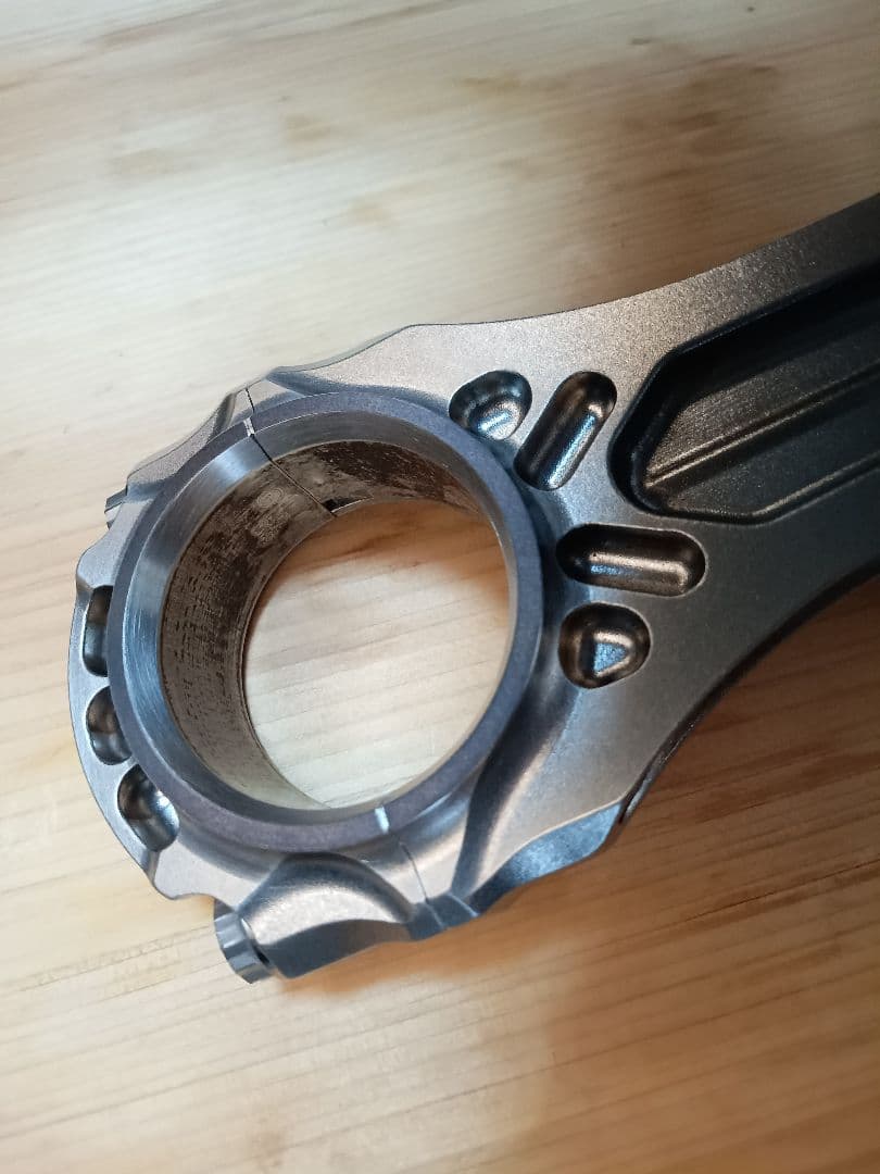 【超貴重品】 フェラーリ F1 2001 Tipo50 ピストン&コンロッド