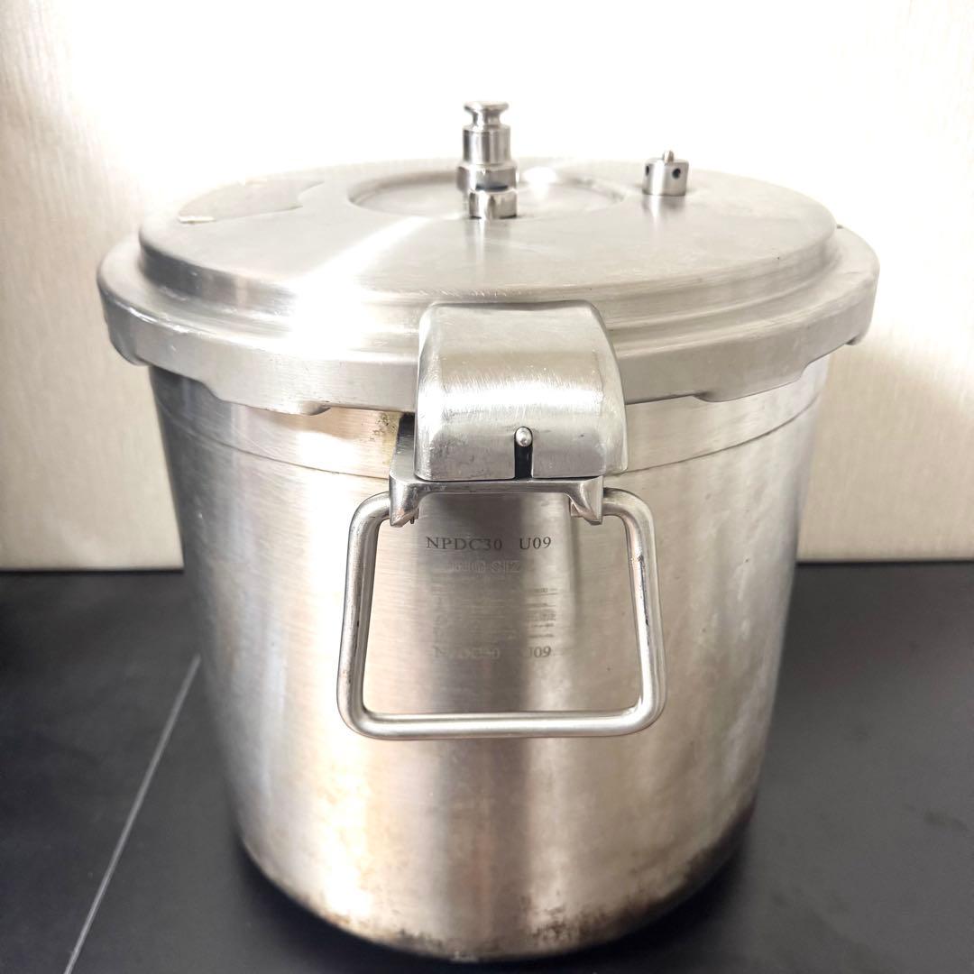 ワンダーシェフ 圧力鍋 30L NPDC30 U09 【期間限定9/22日まで】