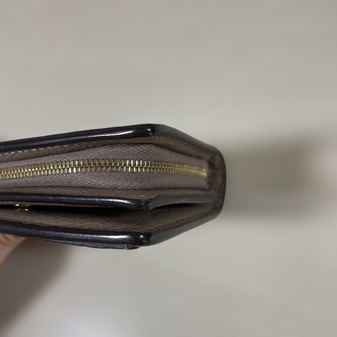 LOUIS VUITTON ポルトフォイユ・クレア トゥルトレール