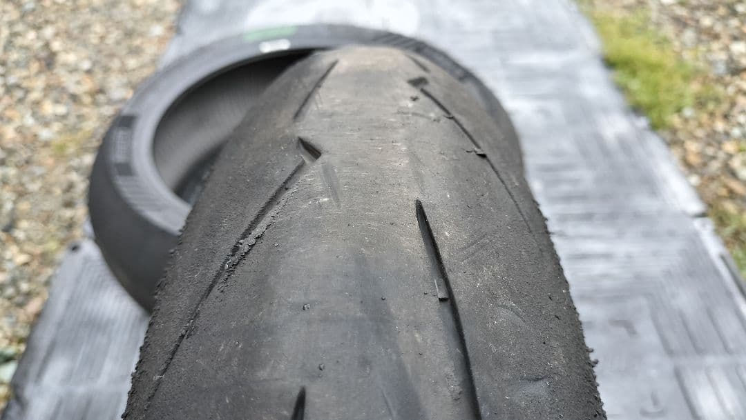 ピレリ スーパーコルサ 前後セット 120/70 R17 190/55 R17