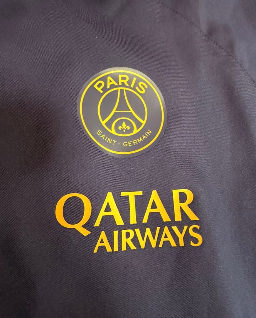 【美品】NIKE PSG パリサンジェルマン　トラックスーツ　セットアップ　L