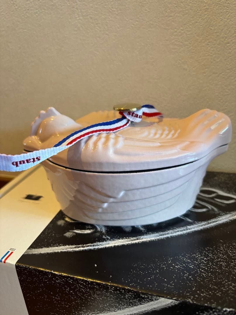 STAUB ソルベローズのチキンココット