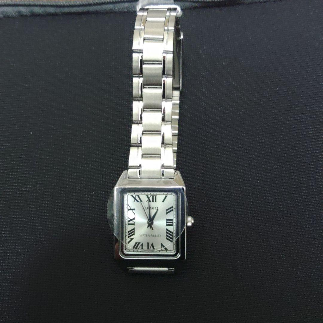 CASIO LTP-V007D-7B　腕時計　新品未使用　海外モデル