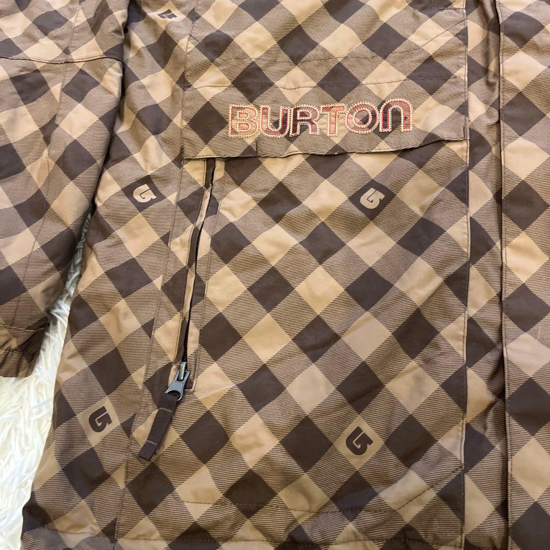 Burton スノーボードウェア 上下セット ジャケットＬサイズ パンツMサイズ