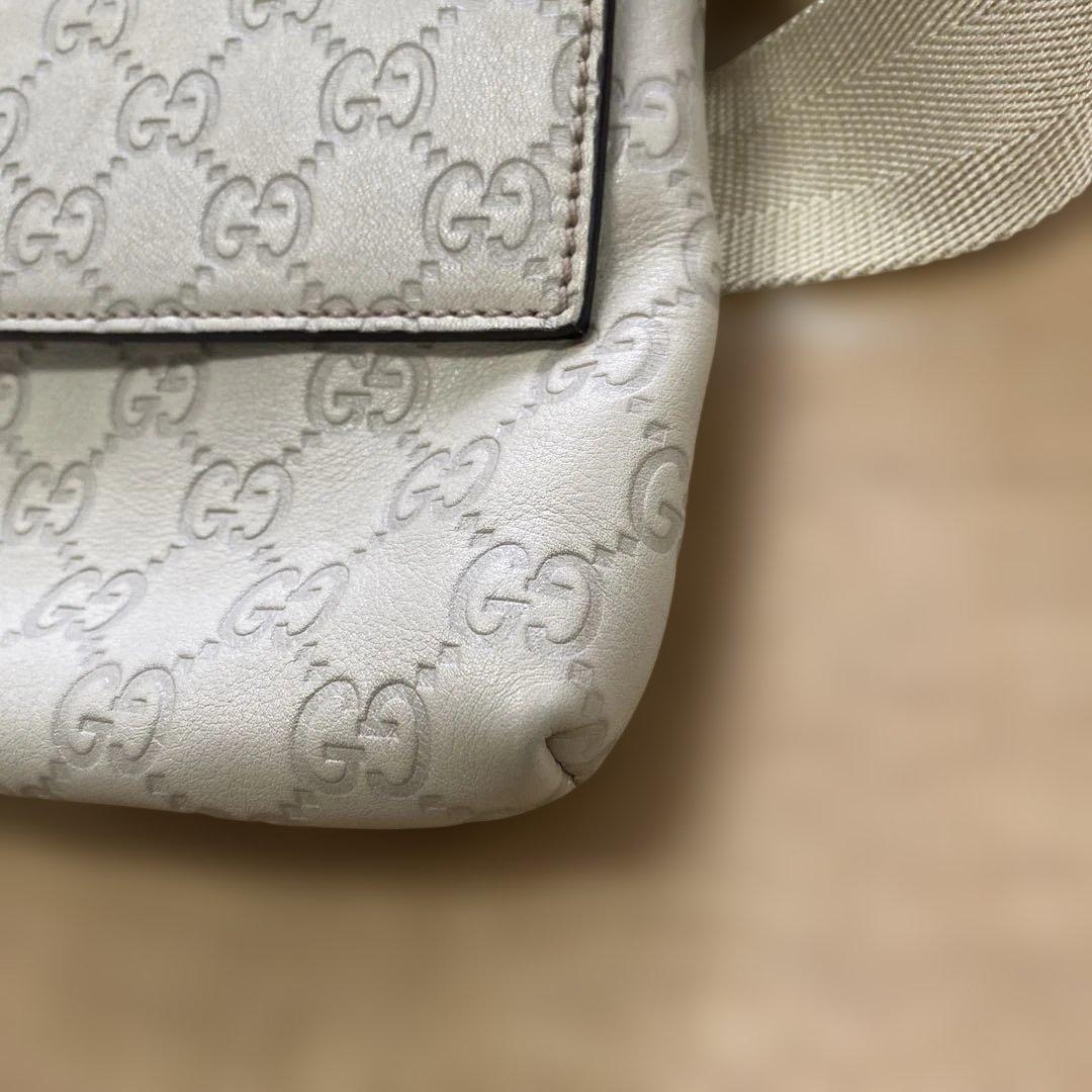 GUCCI ベージュ レザー ボディバッグ・ウエストポーチ