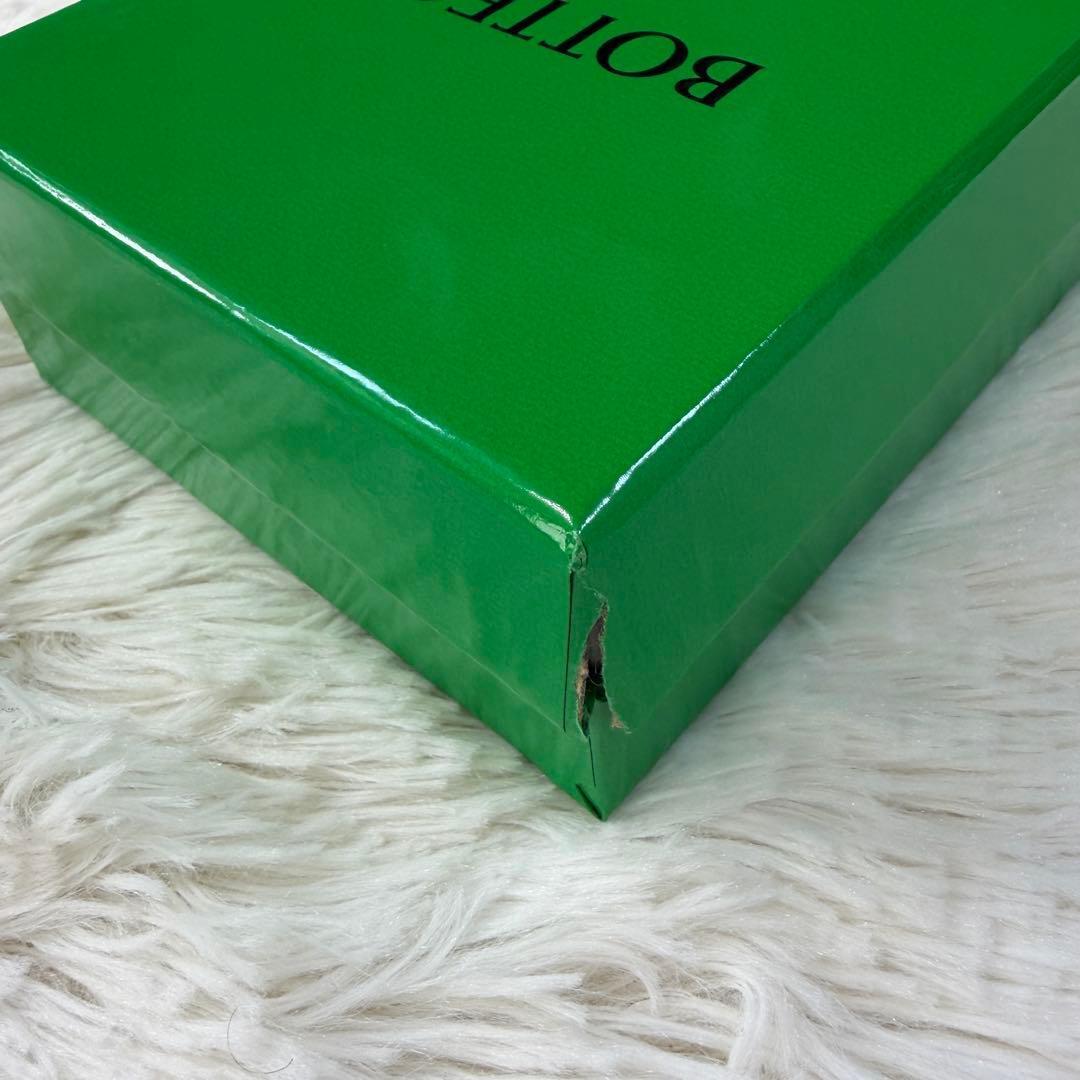 【現行】ボッテガヴェネタ カセット マキシイントレチャート ケース 本革黒