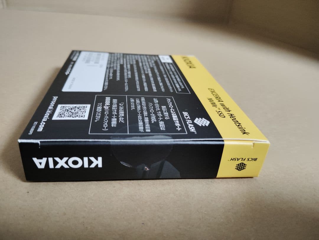 KIOXIA EXCERIA 1TB NVMe SSD ヒートシンク付き 新品未