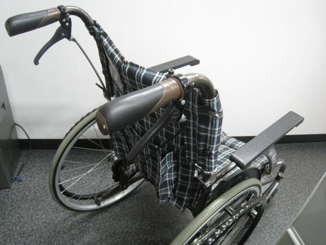 【送料無料】カワムラサイクル ウェイビット WA22-40S ノーパンクタイヤ⑮