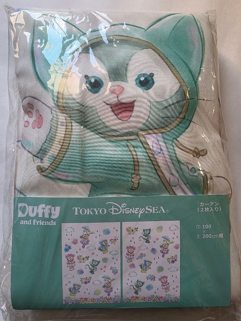 ダッフィー&フレンズ　カーテン2枚入ディズニーシー　ビューティフルレイニーデイズ