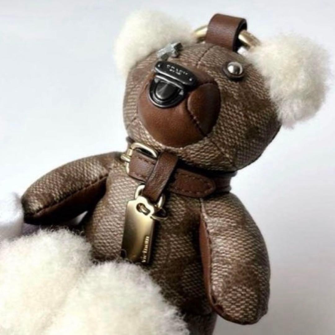 ★ れん ★COACH バッグチャーム　クマ　レザー　シグネチャー　ファー