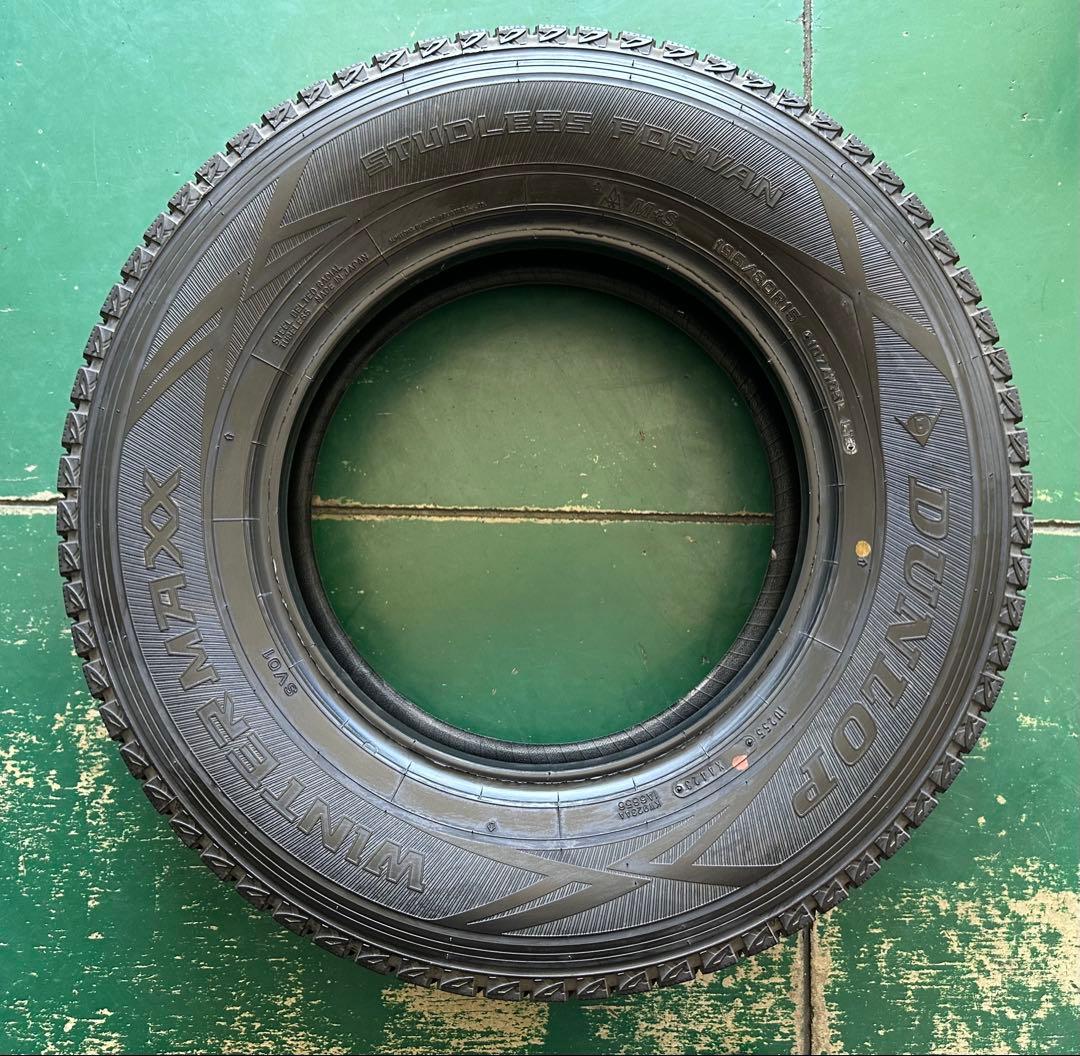 ダンロップWINTER MAXX195/80R15 SV01 4本セット