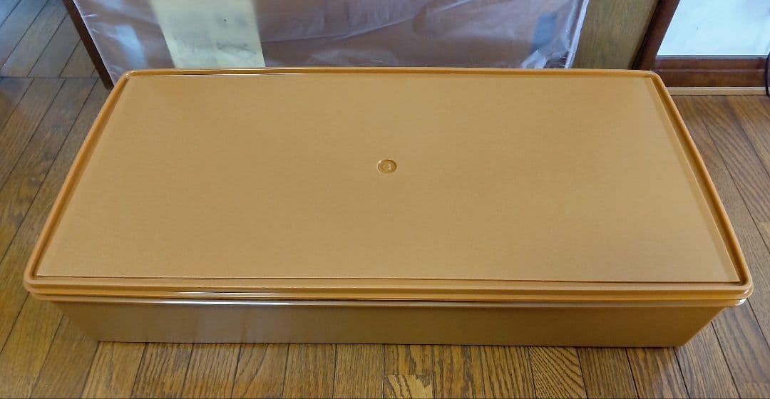 タッパーウェア　ロングスーパーケース　キャスター付きパレット