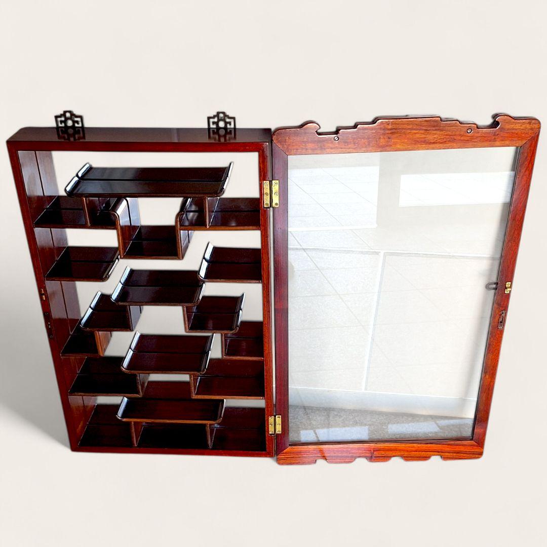唐木 壁掛け飾り棚 ガラスキュリオ 中国家具 花梨調 77cm
