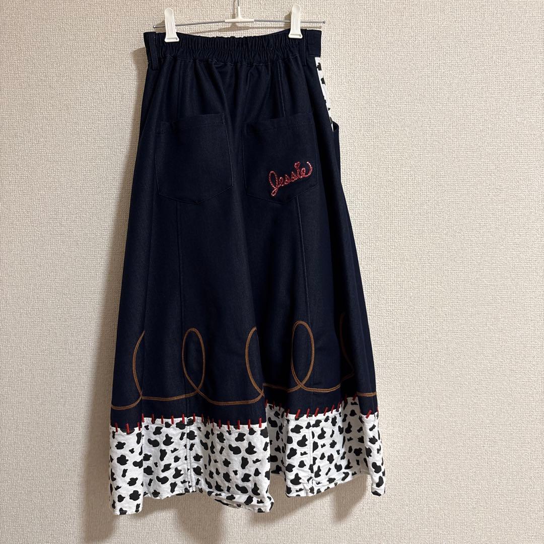 Areeam ディズニー　トイストーリー　ジェシー　スカート