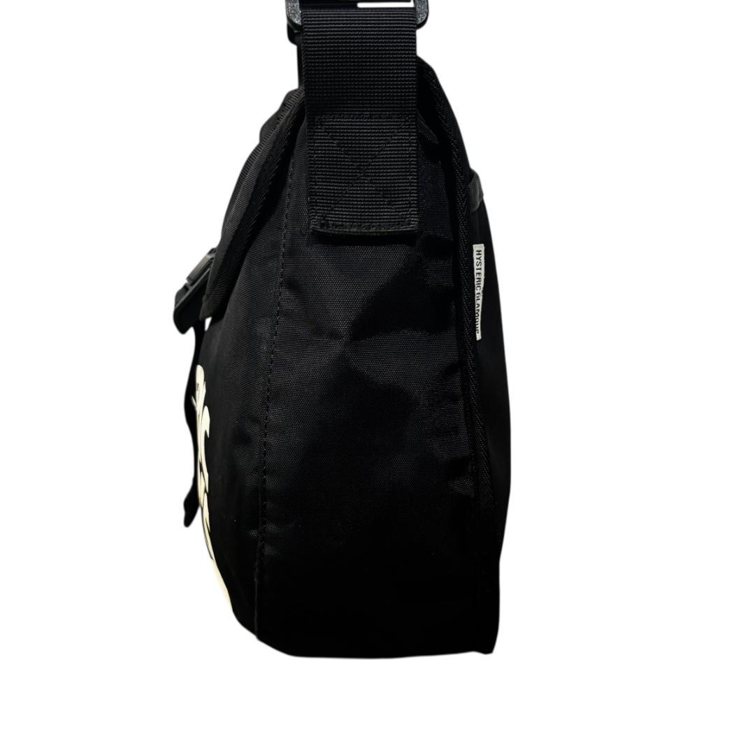 ヒステリックグラマー　ヒスガール　メッセンジャーバッグ　ショルダーバッグ