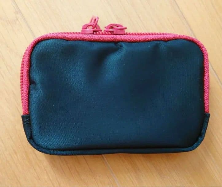 e*y様 【新品】PORTER マルチケース 黒