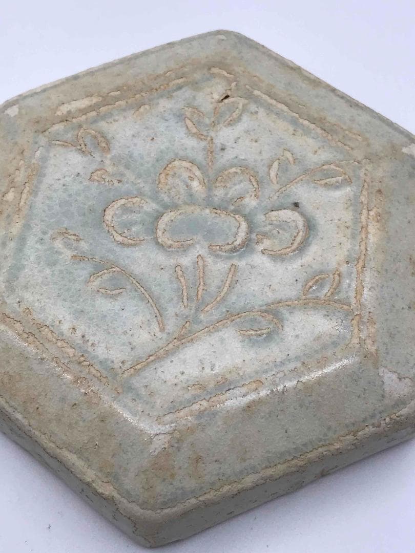 北宋時代　青白磁貼花花文合子　香盒　香合　影青　茶道具　香道具(F-55)