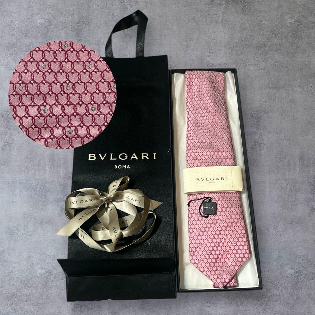新品未使用　世界最高峰　ブルガリセッテピエゲ　ネクタイ