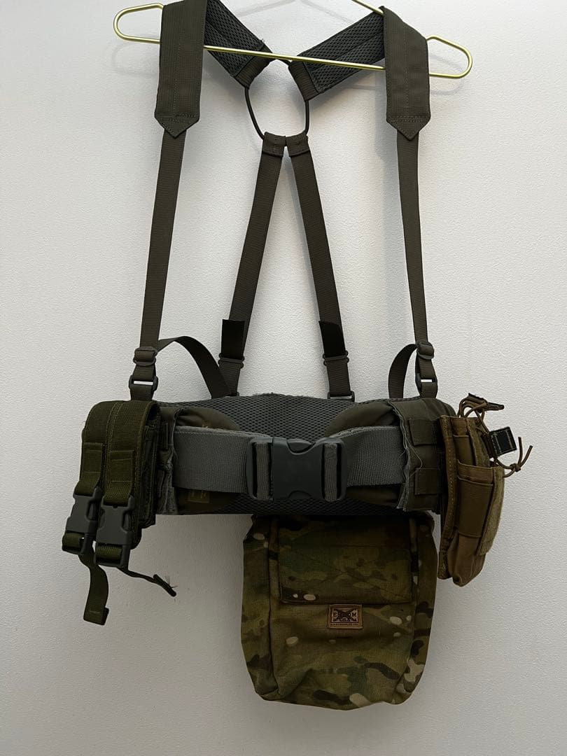 実物ブルーフォースギア チェスト・リグ その他EMDOMダンプポーチ等付き