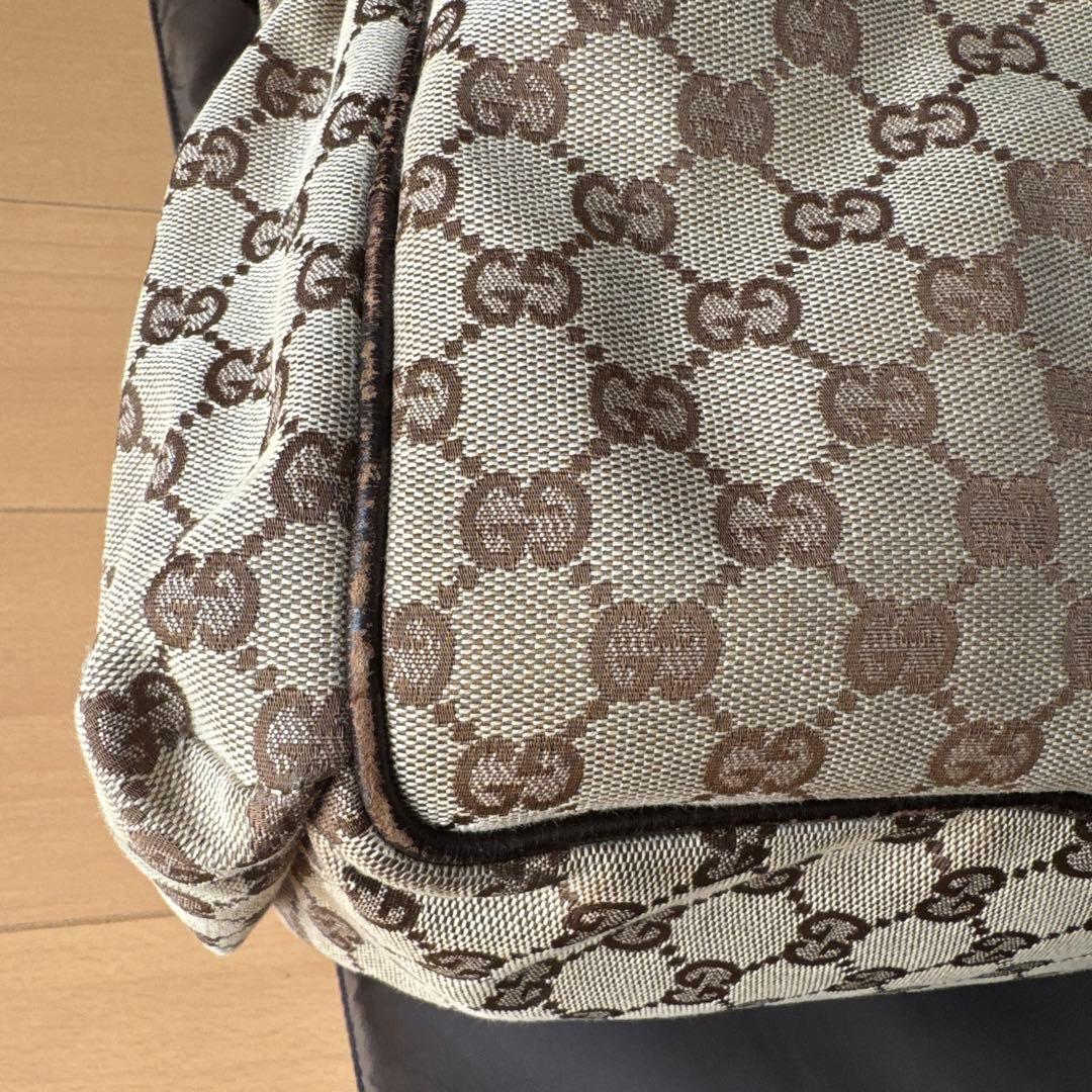 GUCCI グッチ　マザーズバッグ　ショルダーバッグ　おむつかえシートつき