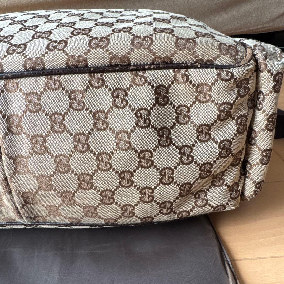 GUCCI グッチ　マザーズバッグ　ショルダーバッグ　おむつかえシートつき