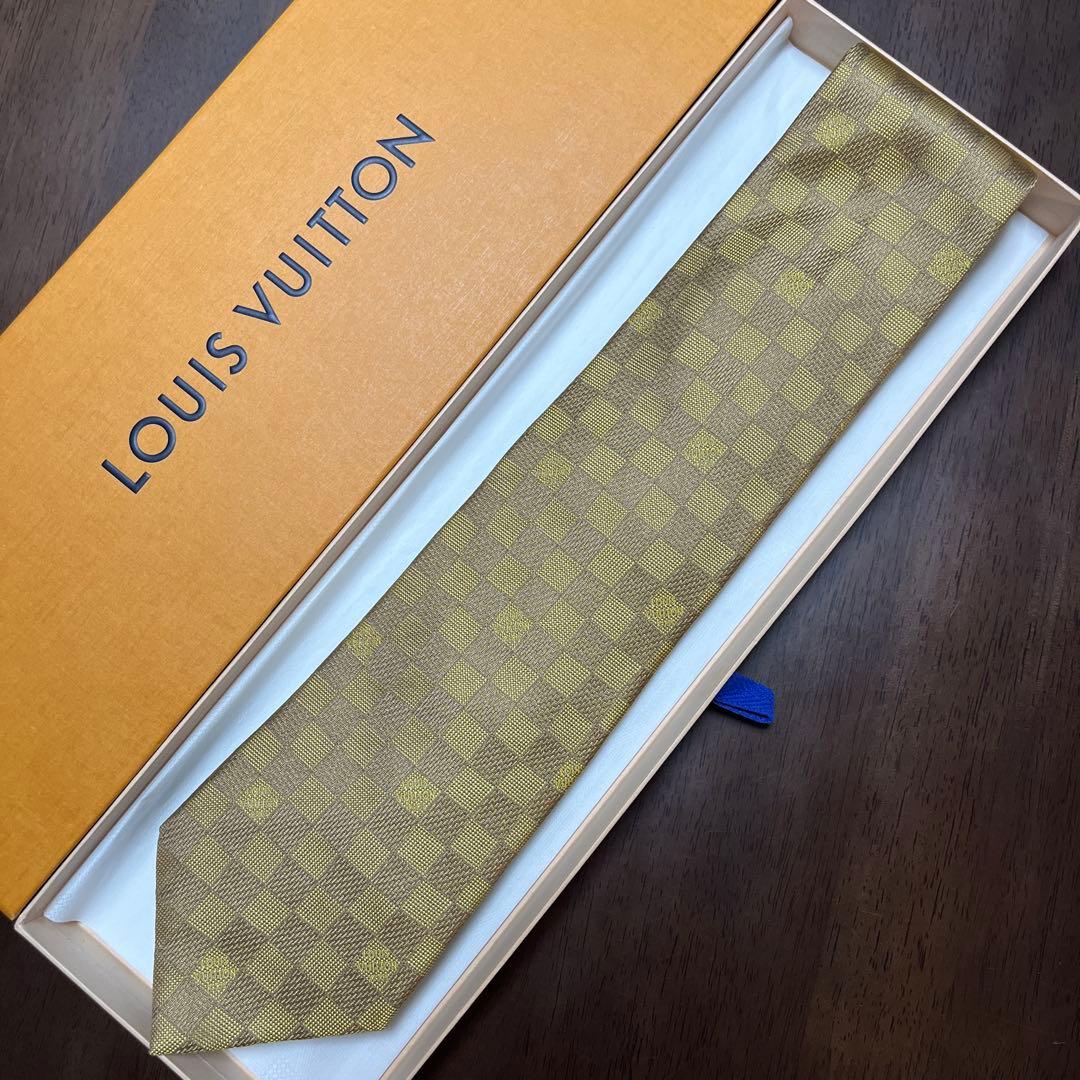 極美品　箱付　LVルイヴィトン　ネクタイ　金ベージュ　ダミエ　派手　結婚式