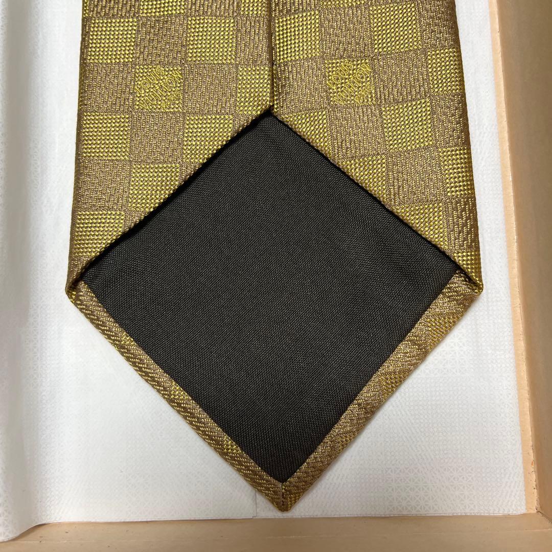 極美品　箱付　LVルイヴィトン　ネクタイ　金ベージュ　ダミエ　派手　結婚式