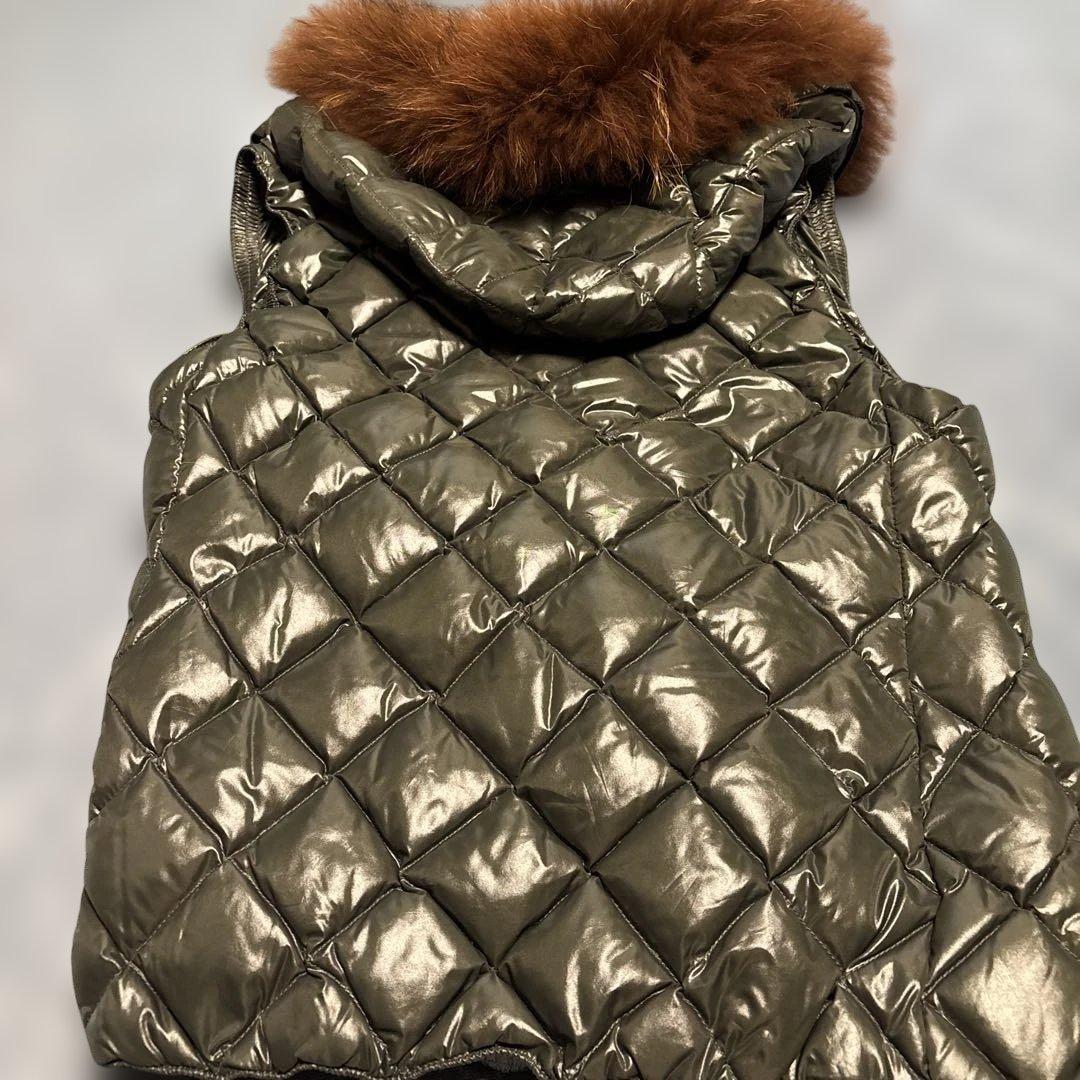 タトラス　ダウンベスト　ナイロン　04 カーキ　ファー付き　大きいサイズ