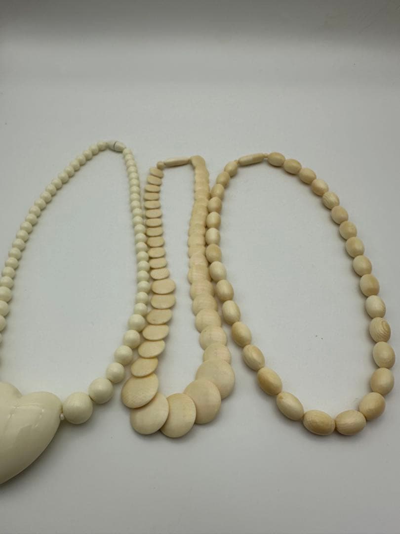 ネックレスまとめ売り　象牙風 象牙調 アイボリーカラー 合計 11点 326g