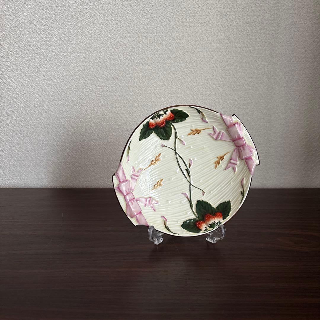 【超希少】ウェッジウッド マジョリカ ストロベリー＆リボン サンデーディッシュ
