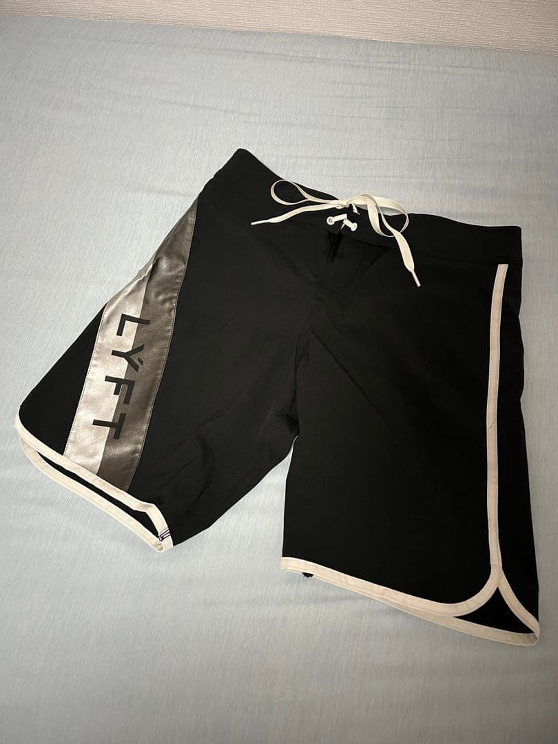 LYFT サーフパンツ S ブラック 着用1度のみ