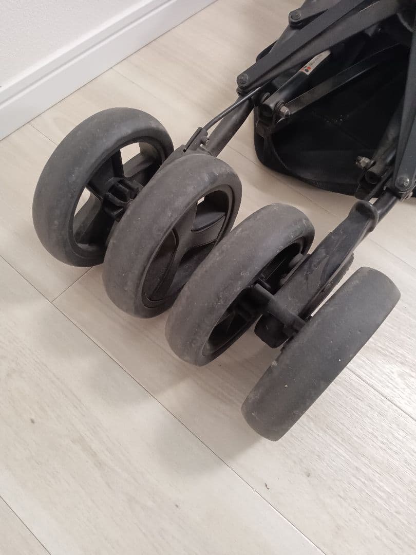 ろ*ー様 日本育児 kinderwagon DUOシティHOP　 二人乗りべビー