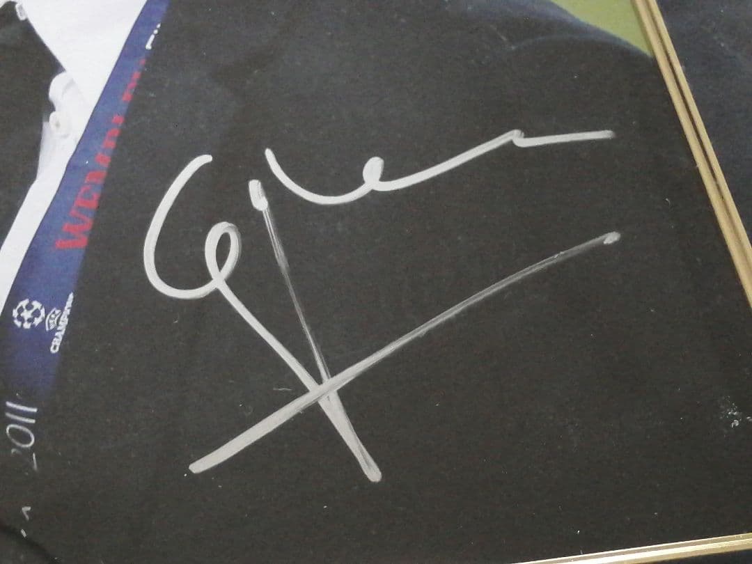 【レア品】グアルディオラ監督 欧州CL優勝記念 サイン入り写真