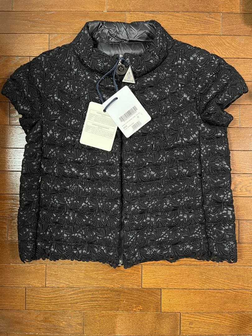 TOYO 新品・未使用 タグ付 MONCLER SONGIS サイズ3