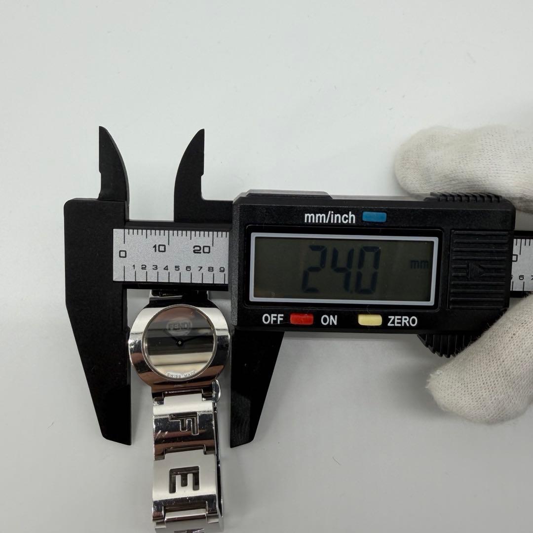稼働/純正ベルト✨フェンディ 腕時計 3050L ミラー文字盤 QZ レディース
