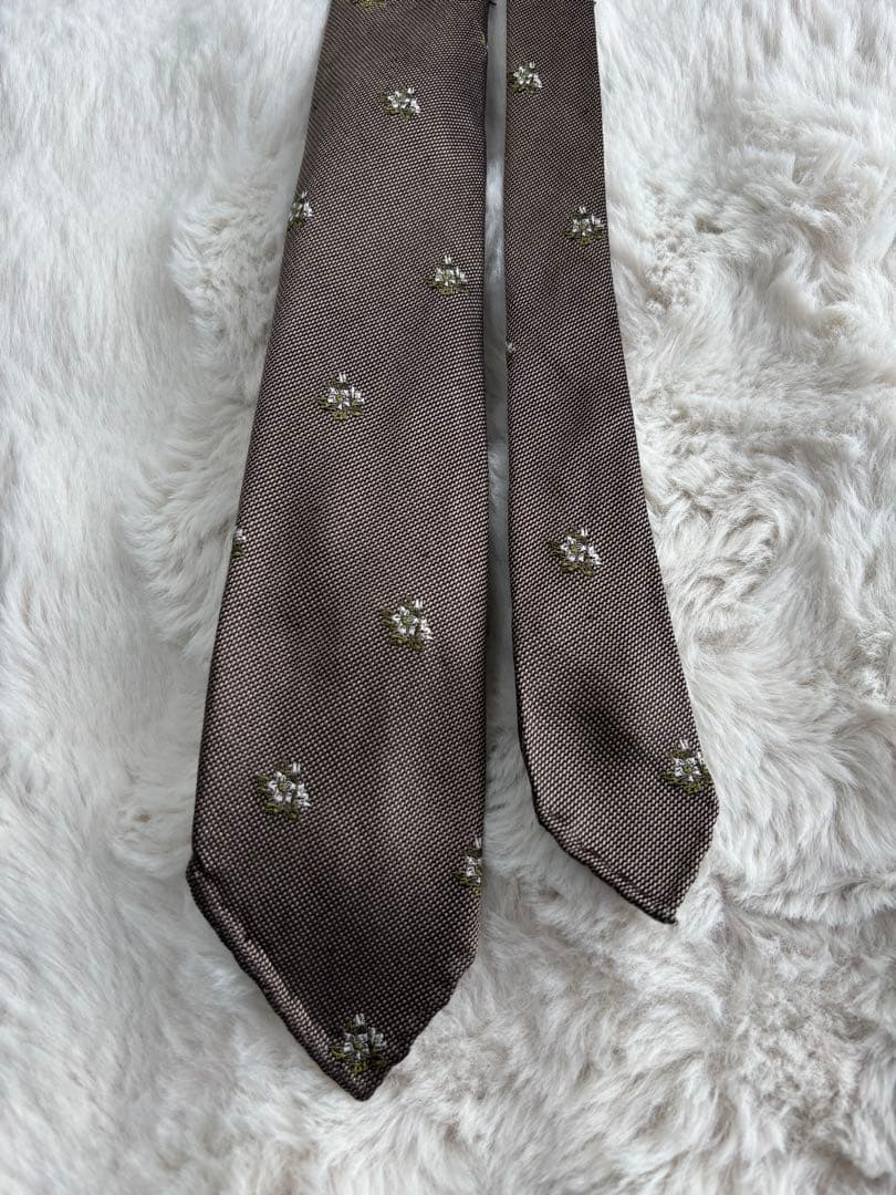 Tie your tie セッテピェゲ