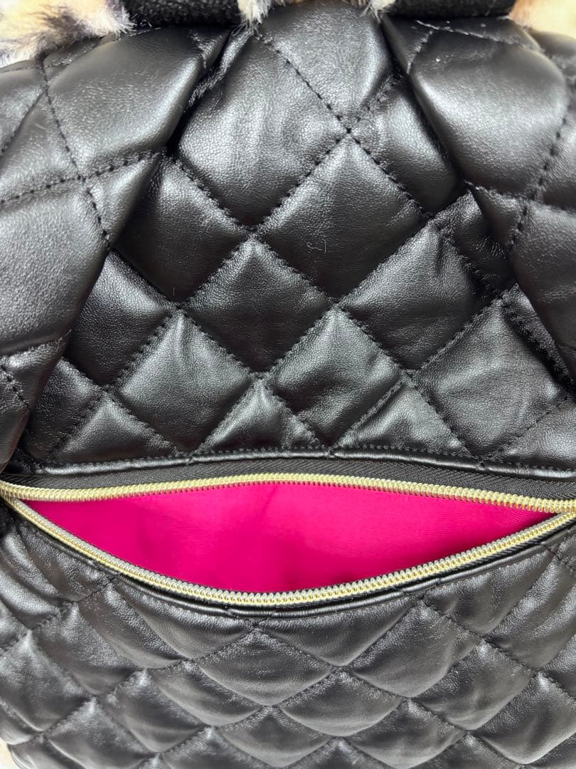 ハンドメイド　ファーショルダー紐　ファーリュック