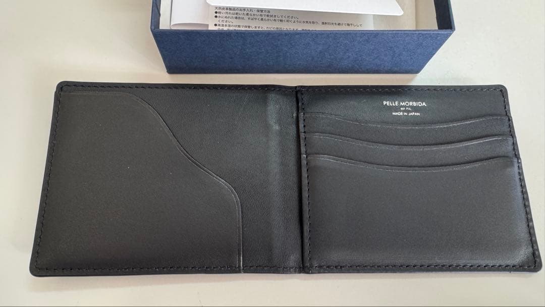 Pelle Morbida Barca（バルカ）ブラック