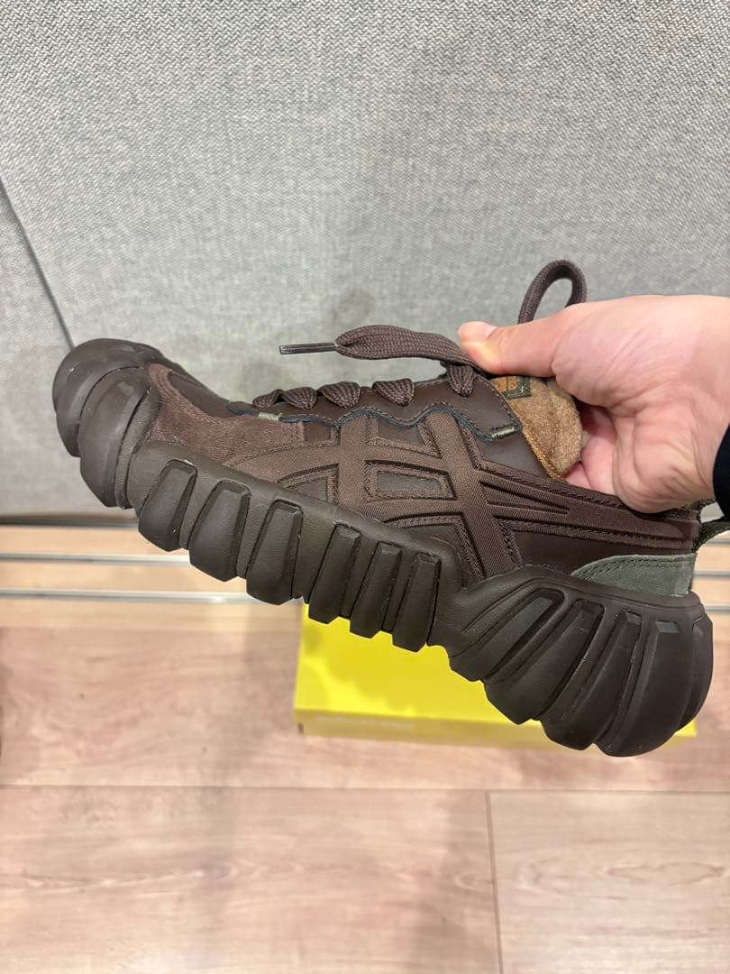 Onitsuka Tiger ブラウン 厚底スニーカー