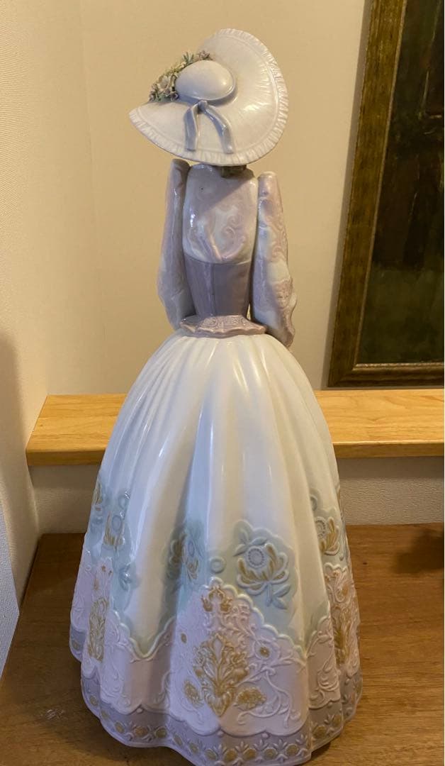 リアドロ　Spring Courtship 台座付　箱無し