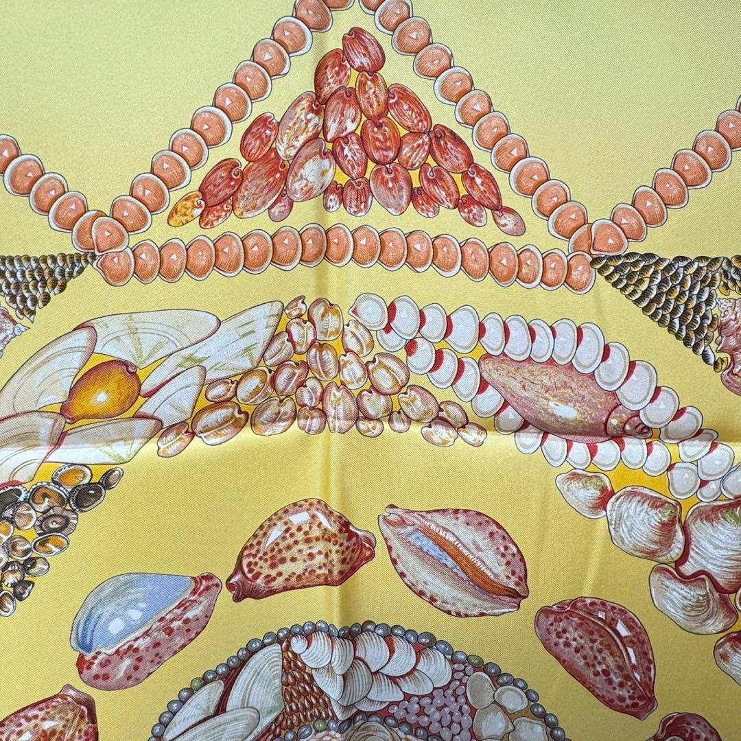 美品　エルメス HERMES カレ90 ROCAILLE ロカイユ 貝殻スカーフ