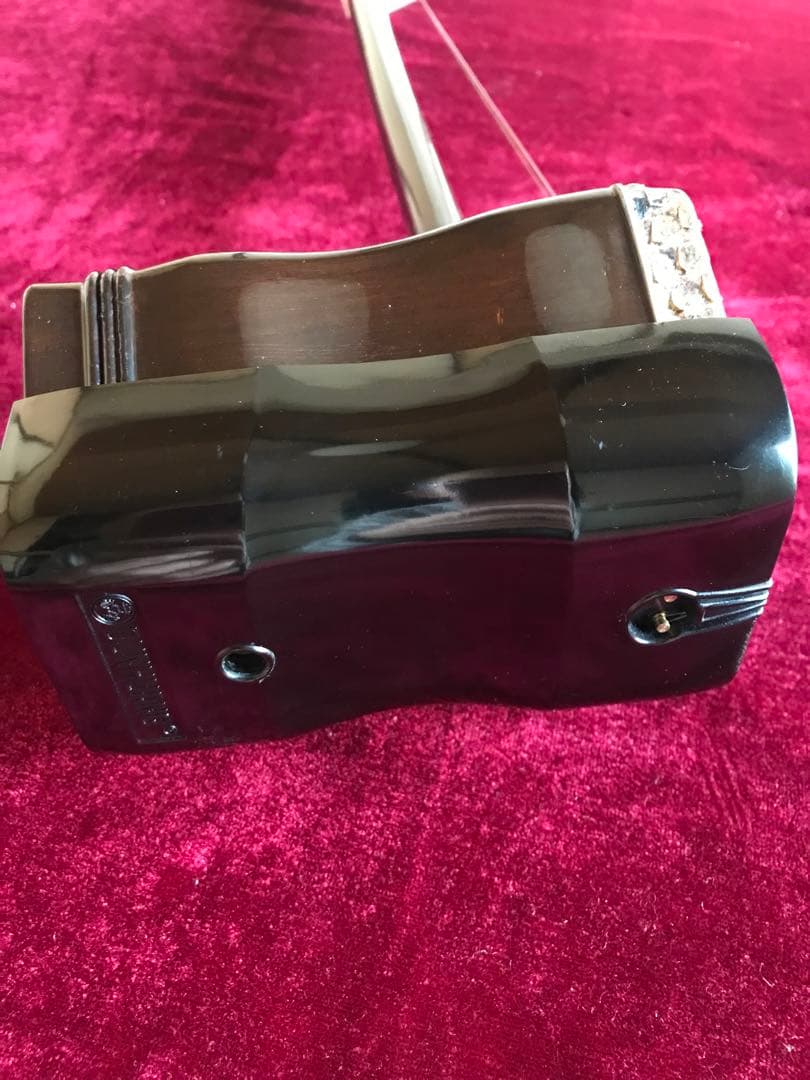 二胡★中古品★錦蛇本皮★完全手入れ★音など確認済み