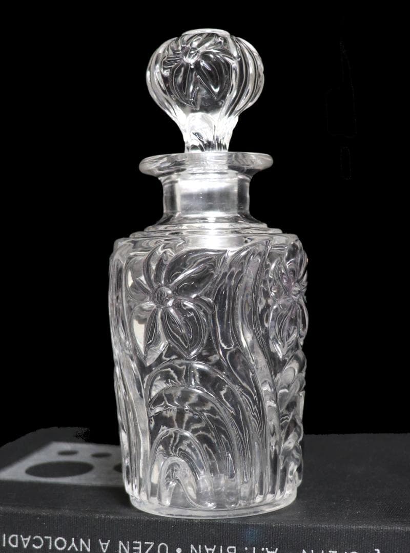 アンティーク・サンルイ 希少型香水瓶 14cm 水仙の花パフュームボトル スミレ