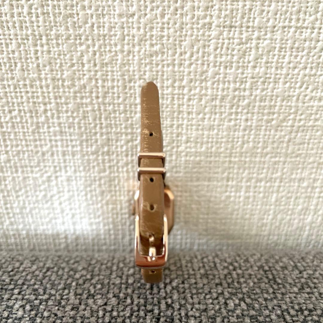 アガット 時計