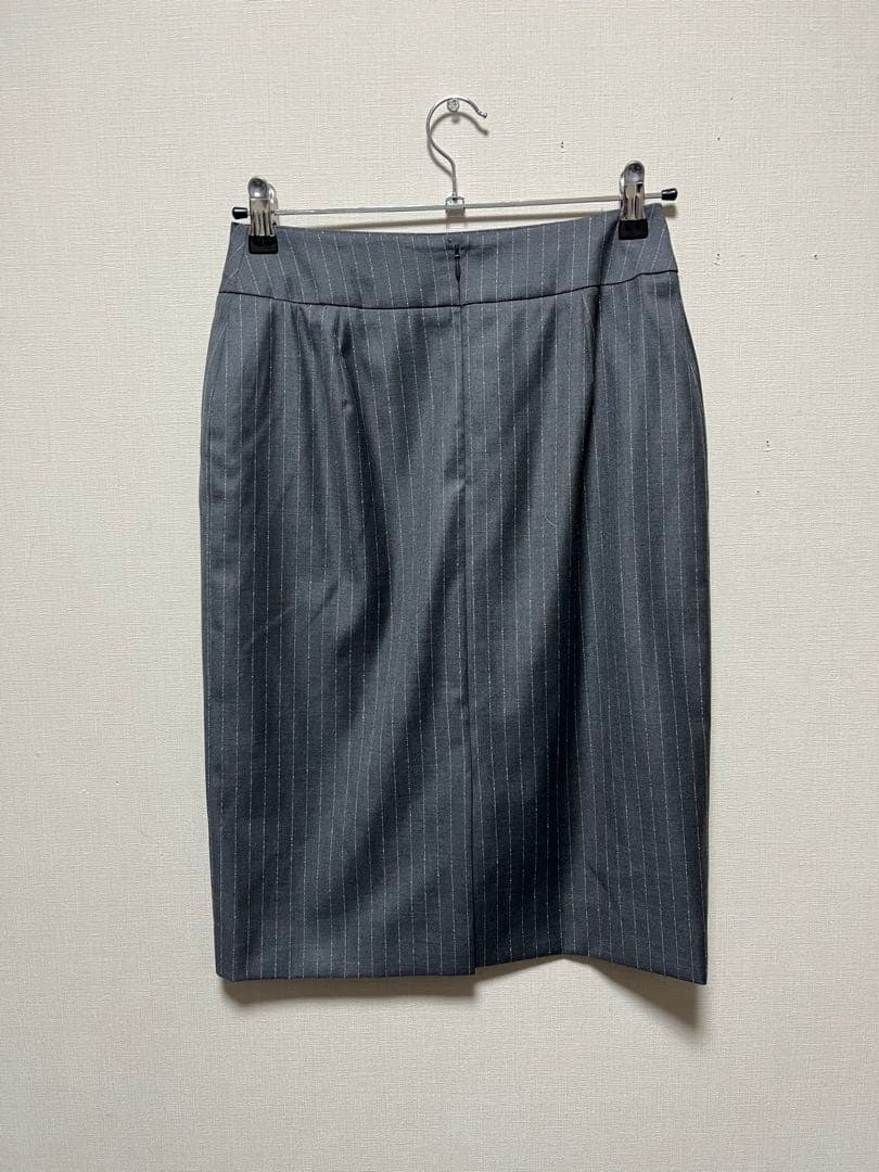 新品同様アクアスキュータム×ロロピアーナセットアップスーツ3点セット